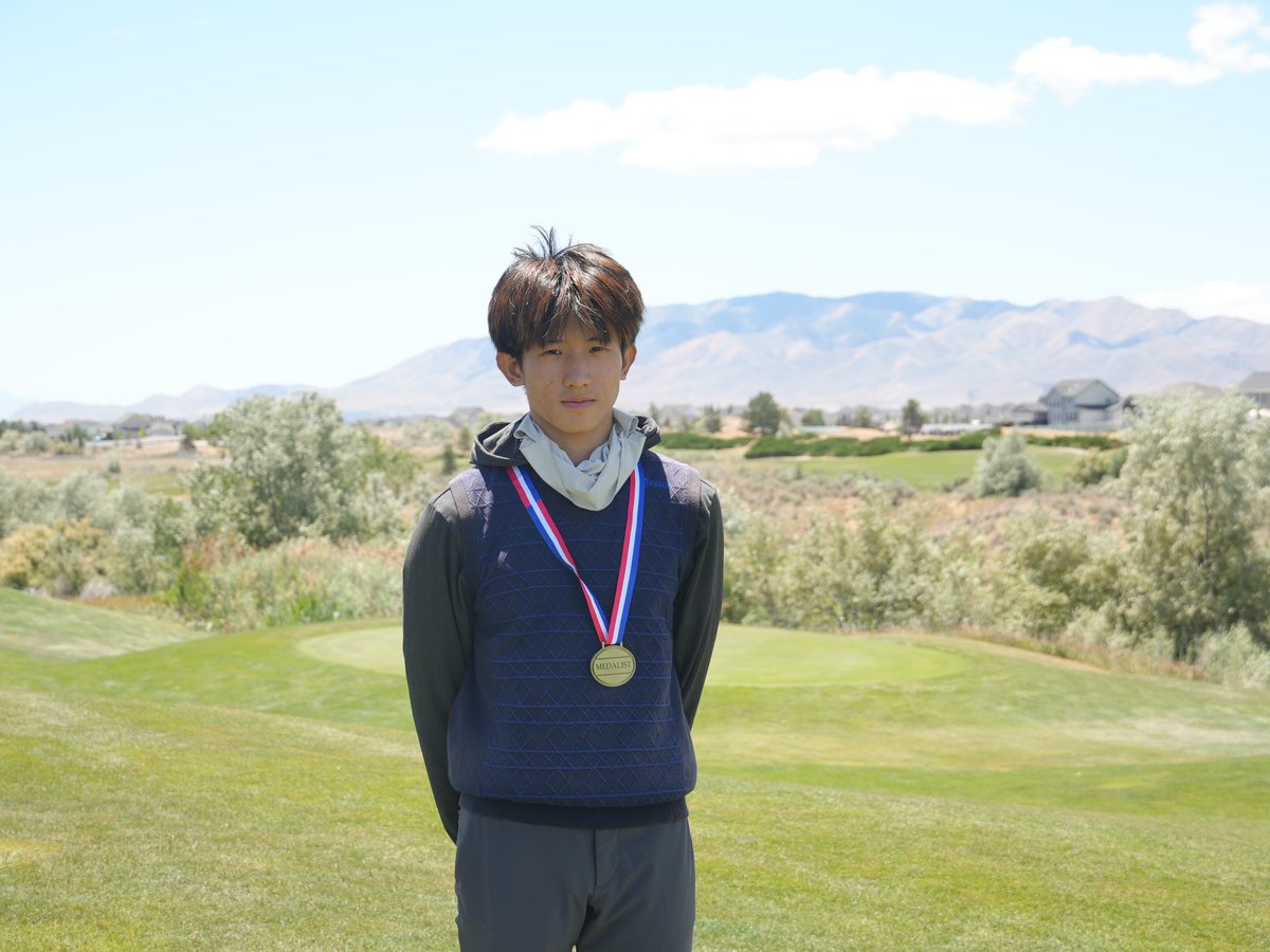 AJGAGolf's tweet photo. Medalist mindset 😤
Louis Zhao and Qasym Dar (E) take home hardware at the #JMChampJr Qualifier in the Boys Division! https://t.co/LHkKAMmA94