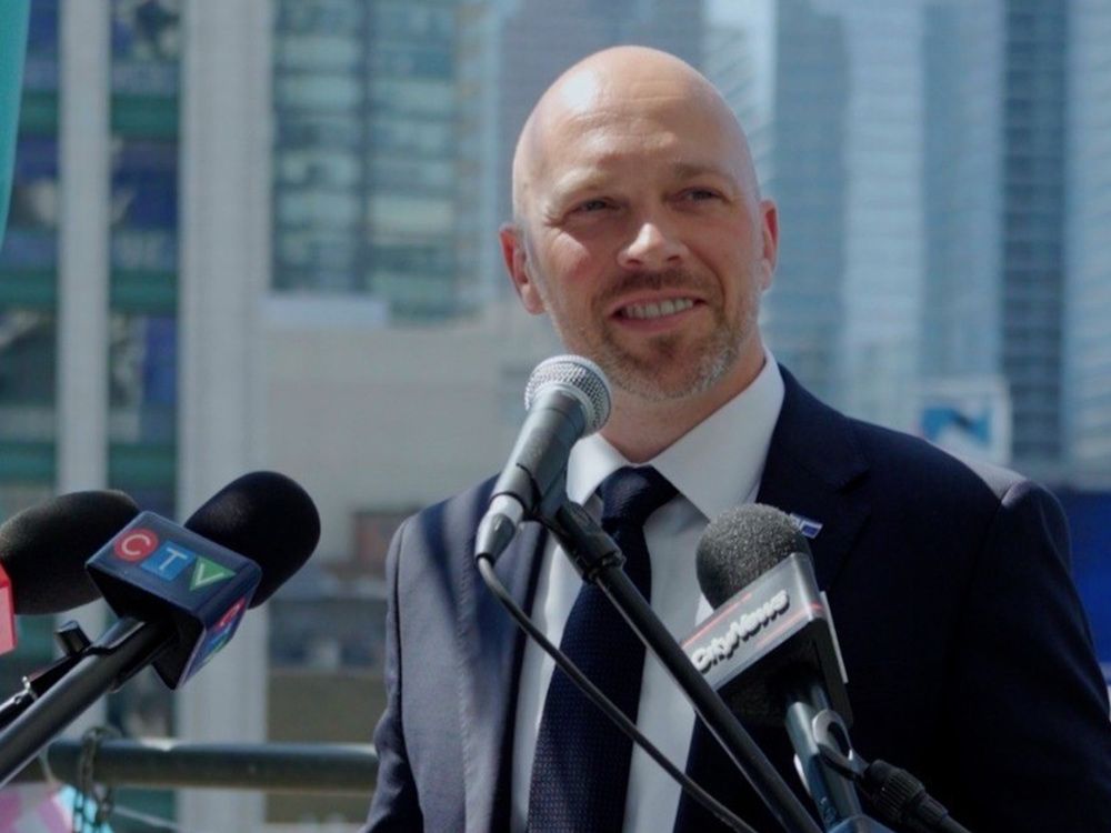 TheTorontoSun's tweet photo. Brad Bradford vows to rename Sankofa Square if elected Toronto's mayor https://t.co/ThVLa9ElcR https://t.co/jwxAol9FGE