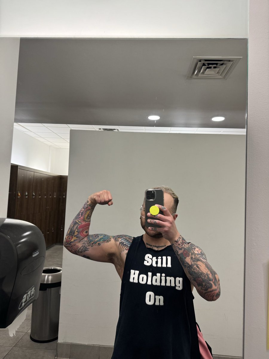 mkexvx's tweet photo. making some progress https://t.co/AjIt95e0ie