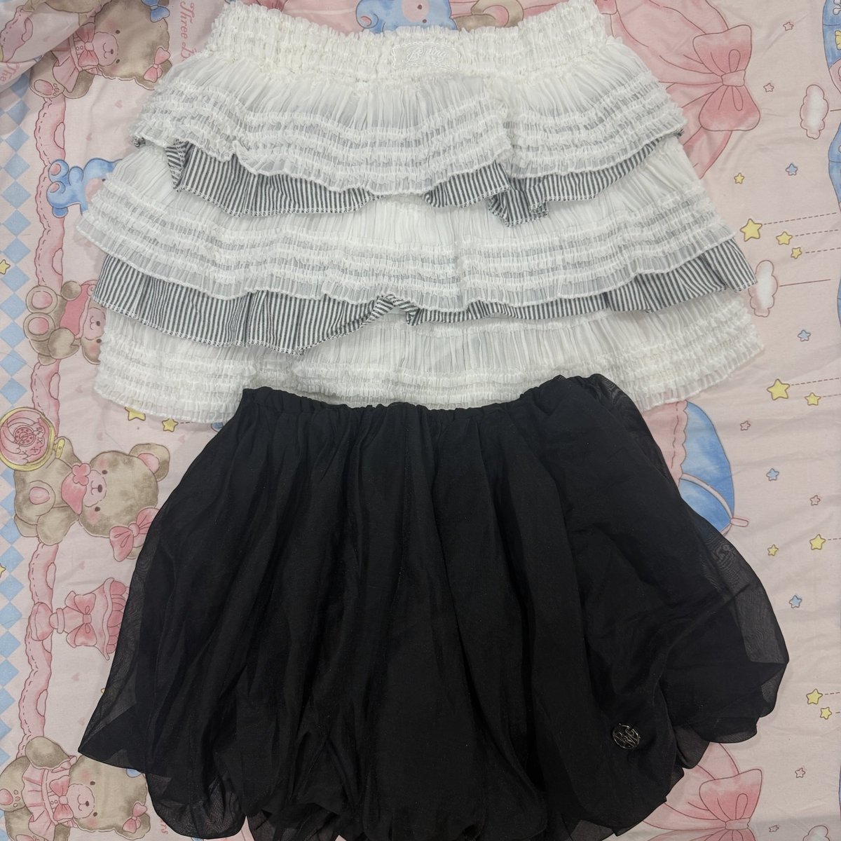 jixseptdec's tweet photo. กป Beming ( M ) เหมาสองตัว 300 👗👛
( ไม่มีตำหนิ free shipping แยกได้ )

#ส่งต่อเสื้อผ้า #ส่งต่อเสื้อผ้ามือสอง #เสื้อผ้ามือสอง  #ส่งต่อvghbkk #ส่งต่อstylist #ส่งต่อbeming #ส่งต่อเสื้อมือสอง #เสื้อผ้ามือ2
#ส่งต่อduex #ส่งต่อrudy #bemingbkk https://t.co/yEjjxkipVr