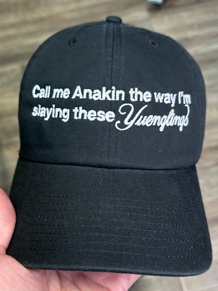 shirtsthtgohard's tweet photo. https://t.co/LqSsLqTCov