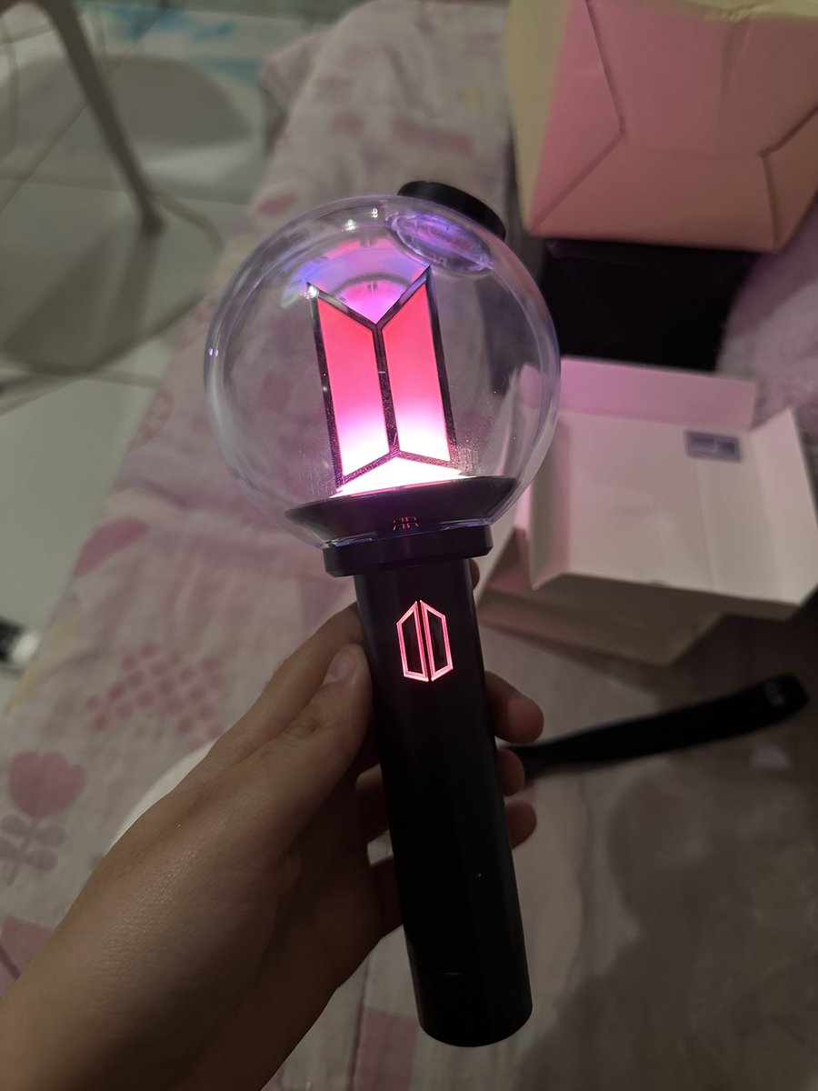 nanda⁷ VAI VER O BTS 🪭 tweet media