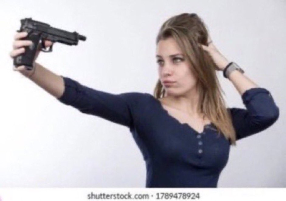 masse_rr's tweet photo. Espero que mi intuición femenina esté fallando en este caso porque sino me voy a matar jaja https://t.co/5tZthrkMgl