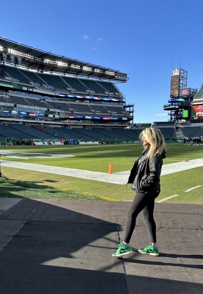 BreMarieG's tweet photo. today I officially retired from the philadelphia eagles PR game day staff. I started with this organization in 2015 after emailing my eventual boss around 30 times in 6 months asking about an opening for their upcoming season 😅. when I was interviewed and offered the job I was so committed, I actually drove over two hours each way to and from the stadium every game for three years before I finally moved to philly. I immediately fell in love with the culture, the city, the fans, and developed a mutual hate for all things dallas. 

in my ten years in philly we went to three super bowls and won two rings. there was absolutely nothing more electric than being a part of the team when we won our first super bowl. the underdogs, nick foles, the BG strip sack.. the city was absolutely buzzing. 

I worked over 110 games. NFC champion games, playoff games, holiday games, countless SNF and MNF games, and was blessed to work the NFL draft when it came to philly. I’ve made lifelong friends, connections, media and player and coach relationships, and memories that I was treasure forever. I even started a sports nonprofit with the help of some folks from the organization.

thank you eagles for welcoming me into your family, for the fight song being engrained permanently into my brain, for having the most unhinged and diehard fans, for being such a rich part of my life for the last 11 years, and for giving me moments that made me laugh, cry, scream, smile.. all in a single possession. 

the linc will always be a second home to me, the rocky theme song will always remind me of our pregame kickoff, soft pretzels and chickie’s crab fries will be something I crave every sunday, and I will always bleed green. 

I love football, it was something that felt like was woven into my DNA since birth, and I have immense gratitude to philly for allowing me to live out every football fan’s dream the last decade. while I wish my retirement was more on my terms and not because of my health, I trust that there is a season for everything, and as this chapter closes I have nothing but humble thanks for this wild and beautiful season in the NFL I was blessed to have. 

fly eagles fly 💚🦅
