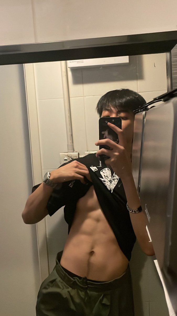 gin_878's tweet photo. มาให้ลงให้เลีย https://t.co/lxdD7J49A1