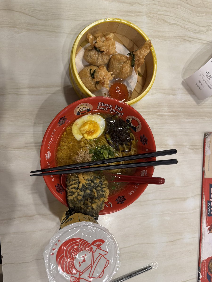 noxtira's tweet photo. Ramen? 🍜 https://t.co/o7UYjRi7hA