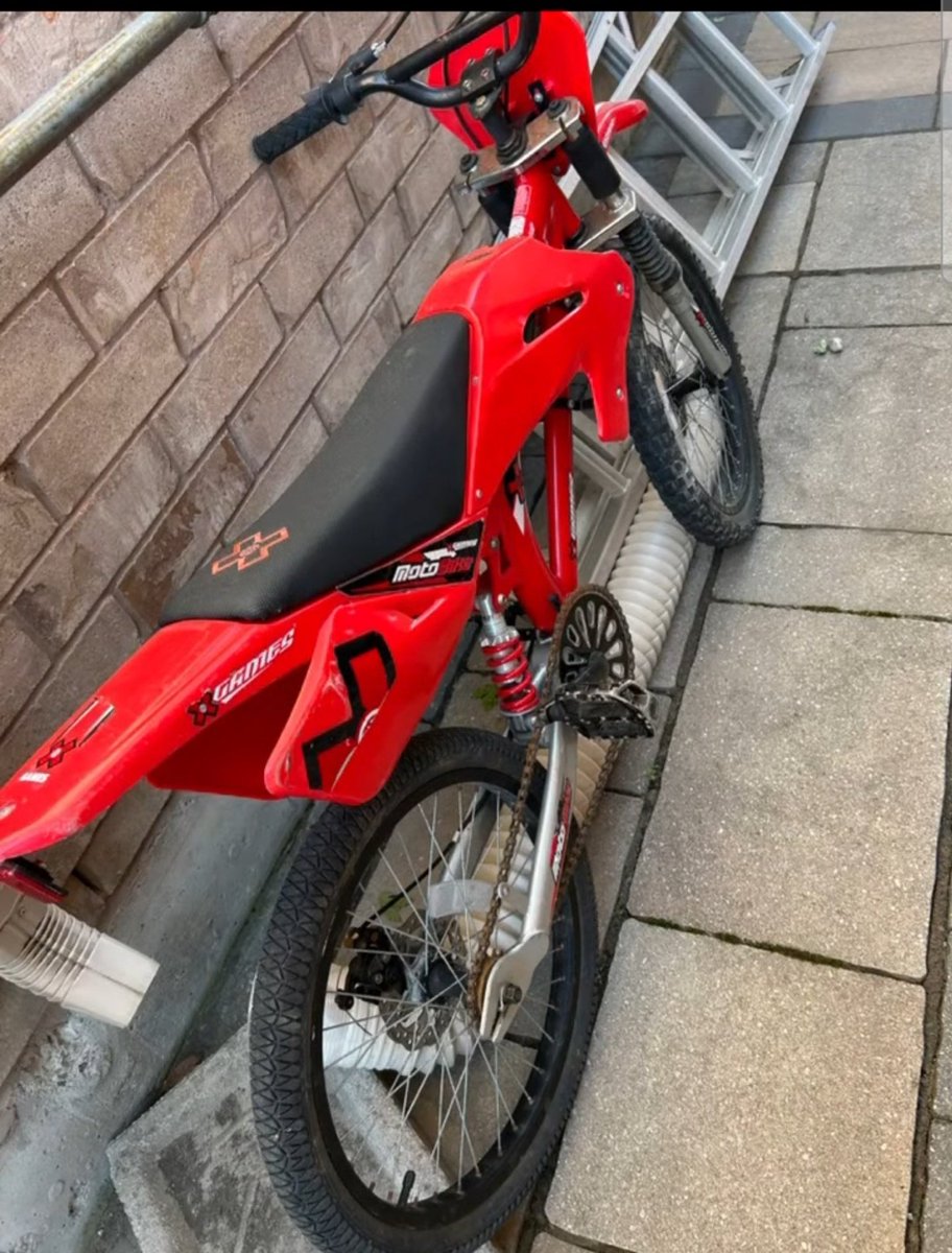 Millishield01's tweet photo. Age 7 and above.
Its a bike. Looks like a motorcycle. Beautiful. Disk brakes.
140k
Please Whatapp @ 08092300681
Thanks https://t.co/wyUbAsTUPJ