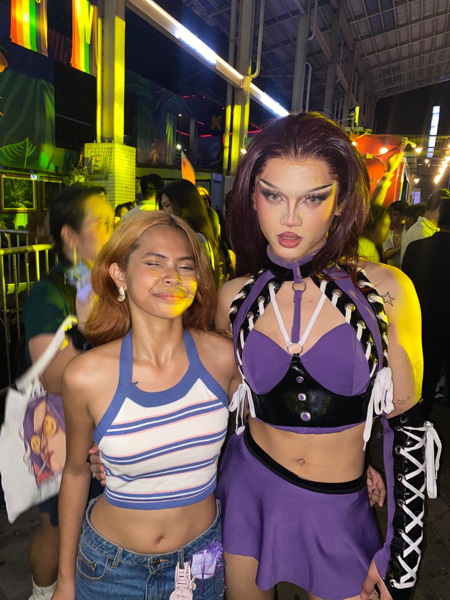 kizzai_'s tweet photo. isa pa tong minanifest kong makita in person 🥹😭 xenik in purple huhuhuhu!! pls, akala ko hanggang chibi na lang sha eh HAHAHAHAHA labyu xenik marie heyhey! mwa https://t.co/3KnVrsbc4o