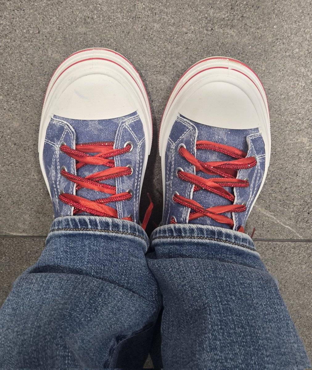 sandyslater's tweet photo. Monday boots are USA 🇺🇸 sneakers! #grannylife https://t.co/0986Pt0Uij