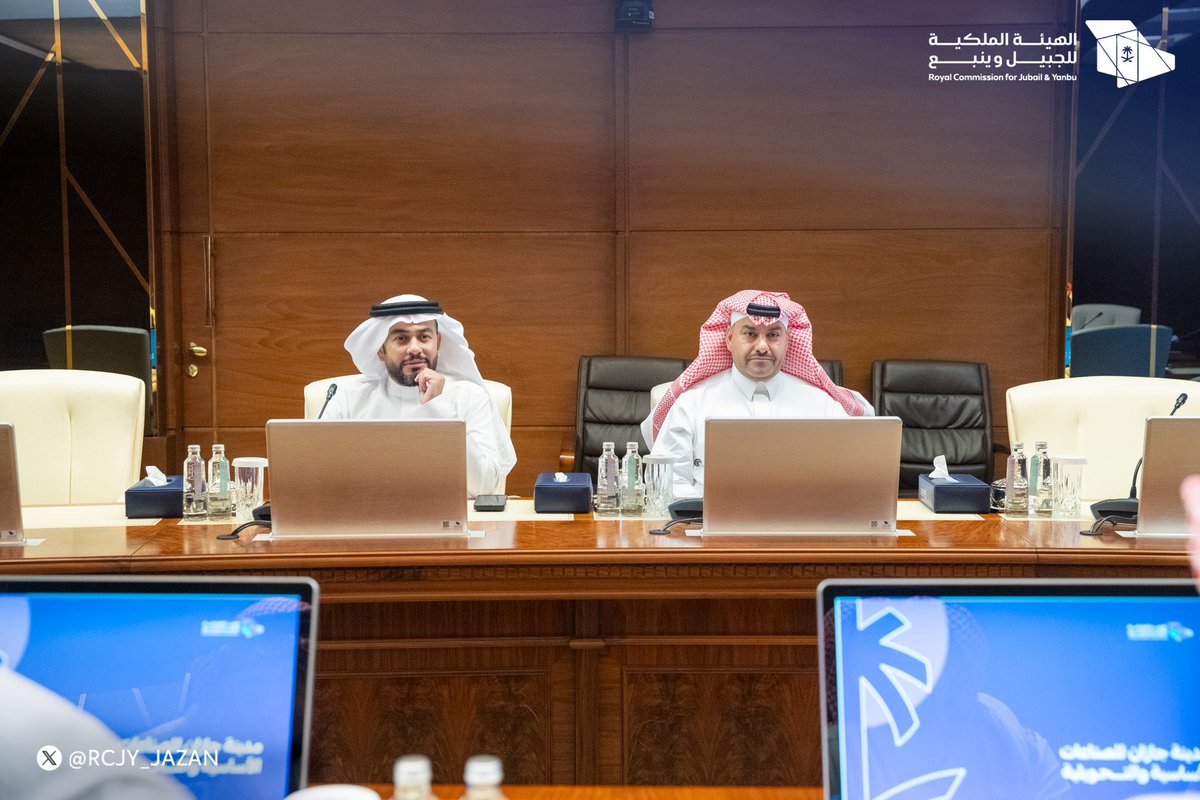 RCJY_Jazan's tweet photo. زار وفد من اللجنة الوطنية للجان العمالية مدينة جازان للصناعات الأساسية والتحويلية، واطّلع على مقومات المدينة ومشروعاتها الصناعية، وبحث أوجه التعاون في المجالات ذات الاهتمام المشترك.

#صناعة_وحياة https://t.co/Ms2FfmdDYm