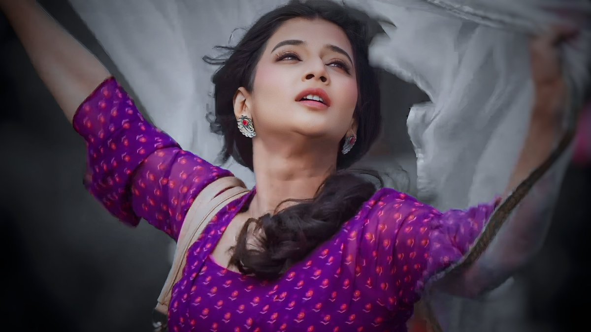 _Missandrist_'s tweet photo. be so disruptive, even the sight of your dupatta takes away a man's peace https://t.co/LBaCNNN2KB
