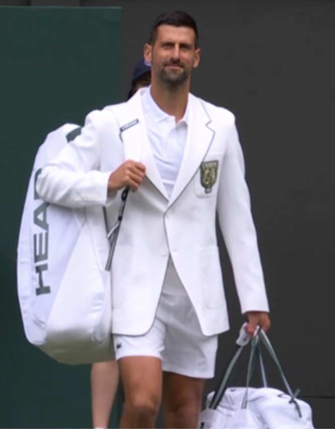 DjokovicFan_'s tweet photo. This Lacoste Novak Djokovic jacket is 🔥 https://t.co/TiWzdpoeN6