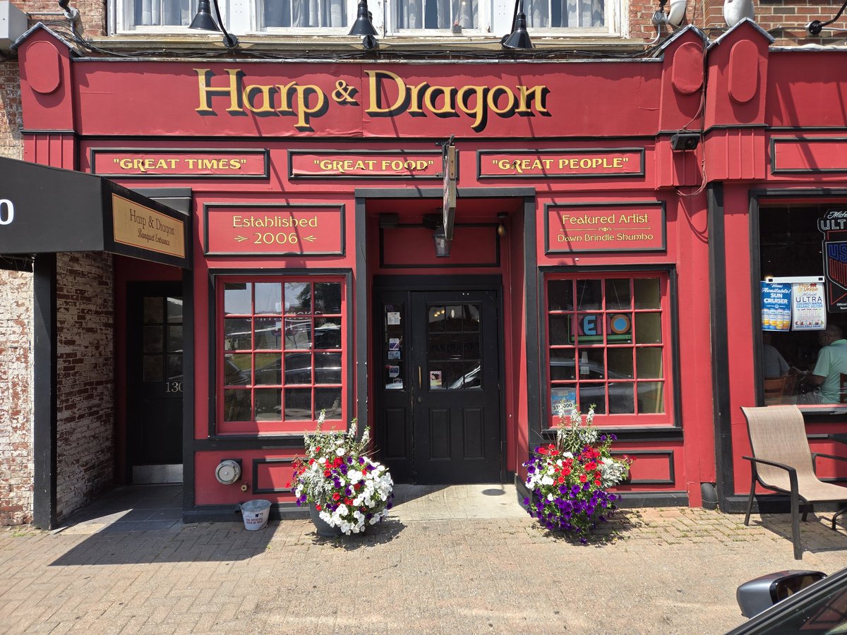S4Tech123's tweet photo. The Harp &amp; Dragon in Norwich, CT just leveled up—smooth transition from Harbortouch to Shift4 Dine with zero drama. Faster workflows, cleaner setup, and a system built to drive revenue from day one. When the tech works this well, the business feels it immediately. @Shift4 https://t.co/zQY62A15lZ