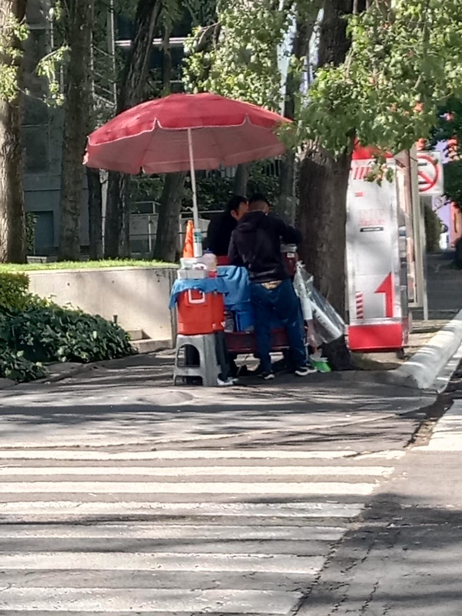 ComerUniPte's tweet photo. Agradecidos con @PteenMovCDMX por todo el apoyo que brinda a los comerciantes https://t.co/TOA6yUtyXH