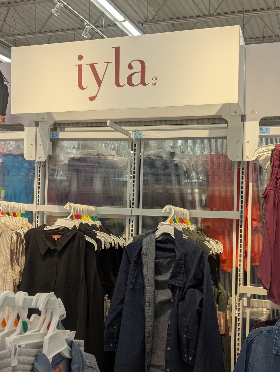 PheobeRose1997's tweet photo. @Walmart @WalmartCanada was the only place I could feel touch live love plus size clothes. GONE GONE GONE they removed anything past XXL.  #iyla clothing was the greatest softest clothing I have ever worn. It's been months I can't get it. Not online not in stores. WHY https://t.co/ht5KypepNc