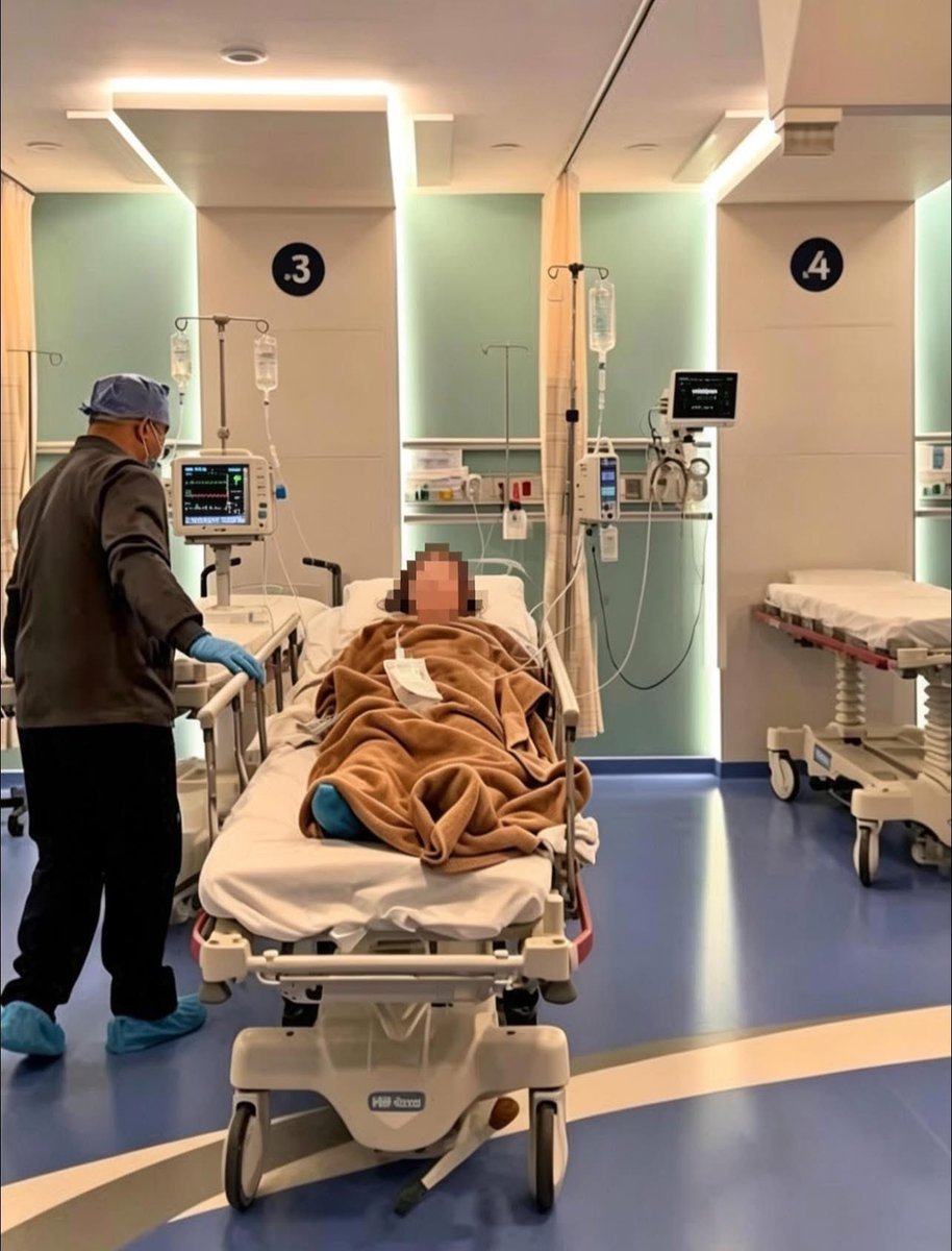Moviporlasalud's tweet photo. 🚨Janeth paciente oncologica de la @NuevaEPSCol solicita priorizar Intervención en quirófano por sangrado en HUV. Es urgente se está desangrado y puede fallecer y le dicen que no hay quirófanos !! @Supersalud @petrogustavo @QuinteroCalle  @DilianFrancisca https://t.co/jPjWk0x1aj