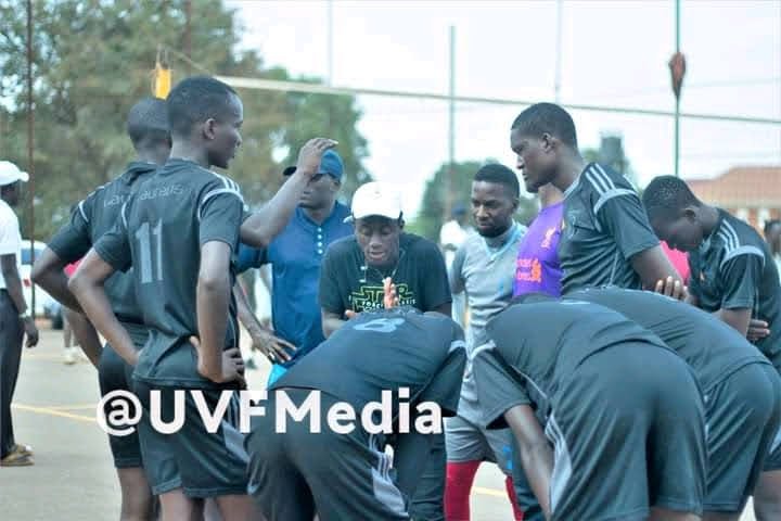 Counsel_Jeff's tweet photo. #Ogwang (singing): "Started from the bottom with @LaureusTeam @LaureusSekeem now we are here."
@ogwe_guy , Feel Me? https://t.co/Sxyy0ADXM3