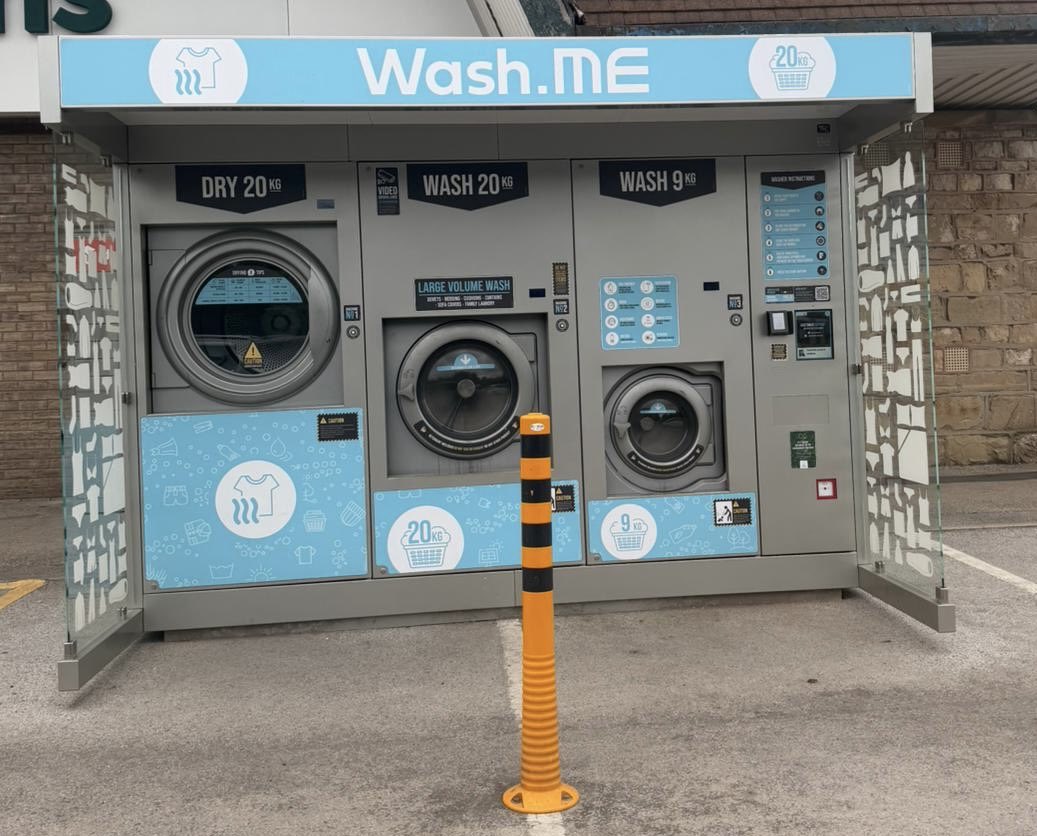 MGenesisInvest's tweet photo. Gdy zacząłeś zbierać akcje spółki #MEGP i widzisz ich maszyny teraz na każdym kroku 😅
Zarządzają siecią ponad 48 000 urządzeń w 16 krajach
2 główne filary
https://t.co/EazFFVg06H
https://t.co/dL5i7x2FWx
Dywdedy roczna 8,64 pensa na akcje
#UK #Stock #AIM #LSE https://t.co/S4JWgHqZfQ