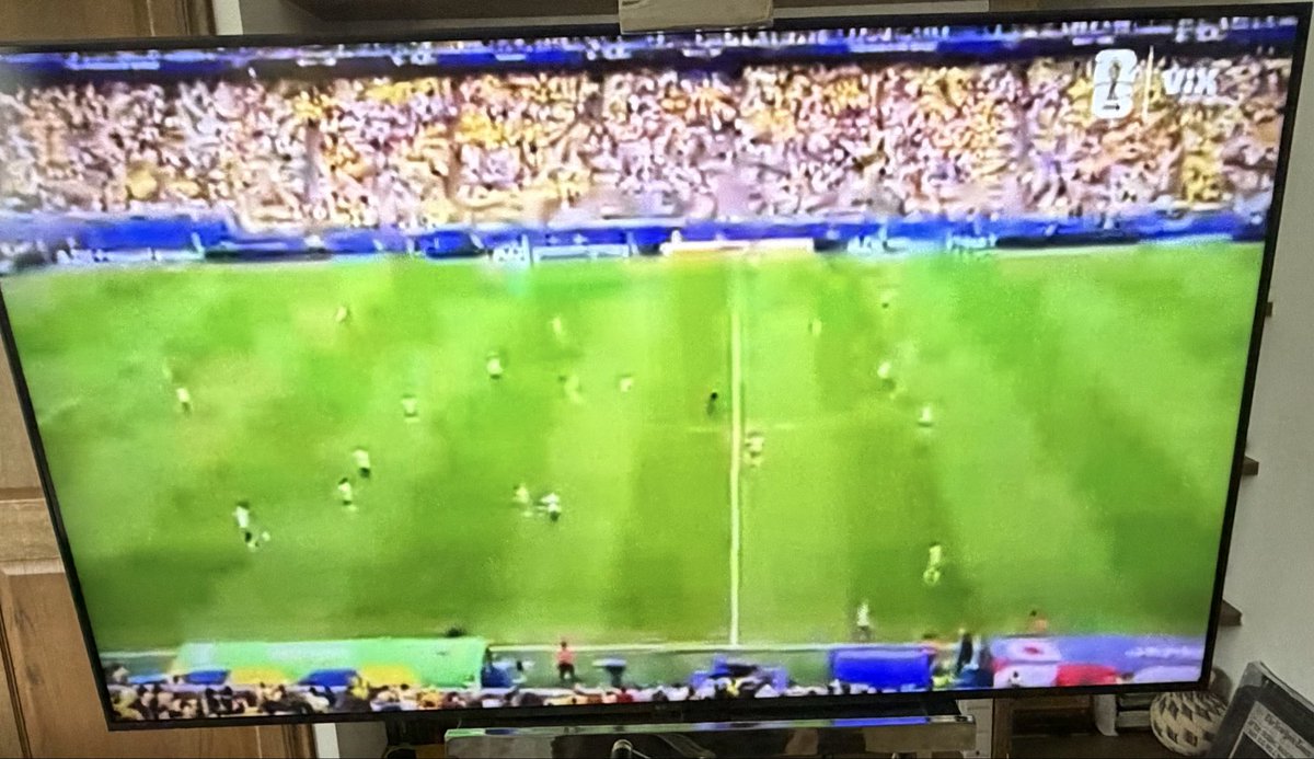 ponchohd's tweet photo. Wow viendo el juego de Brasil vs Japón en
8K https://t.co/1D458U7fEX