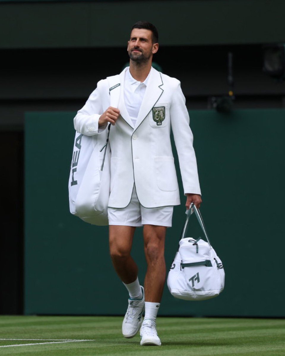 frani2312's tweet photo. Sorry, gucci what??? 

Mr. Fashion icon 🔥❤️🐐 https://t.co/EQIwOPuXj3