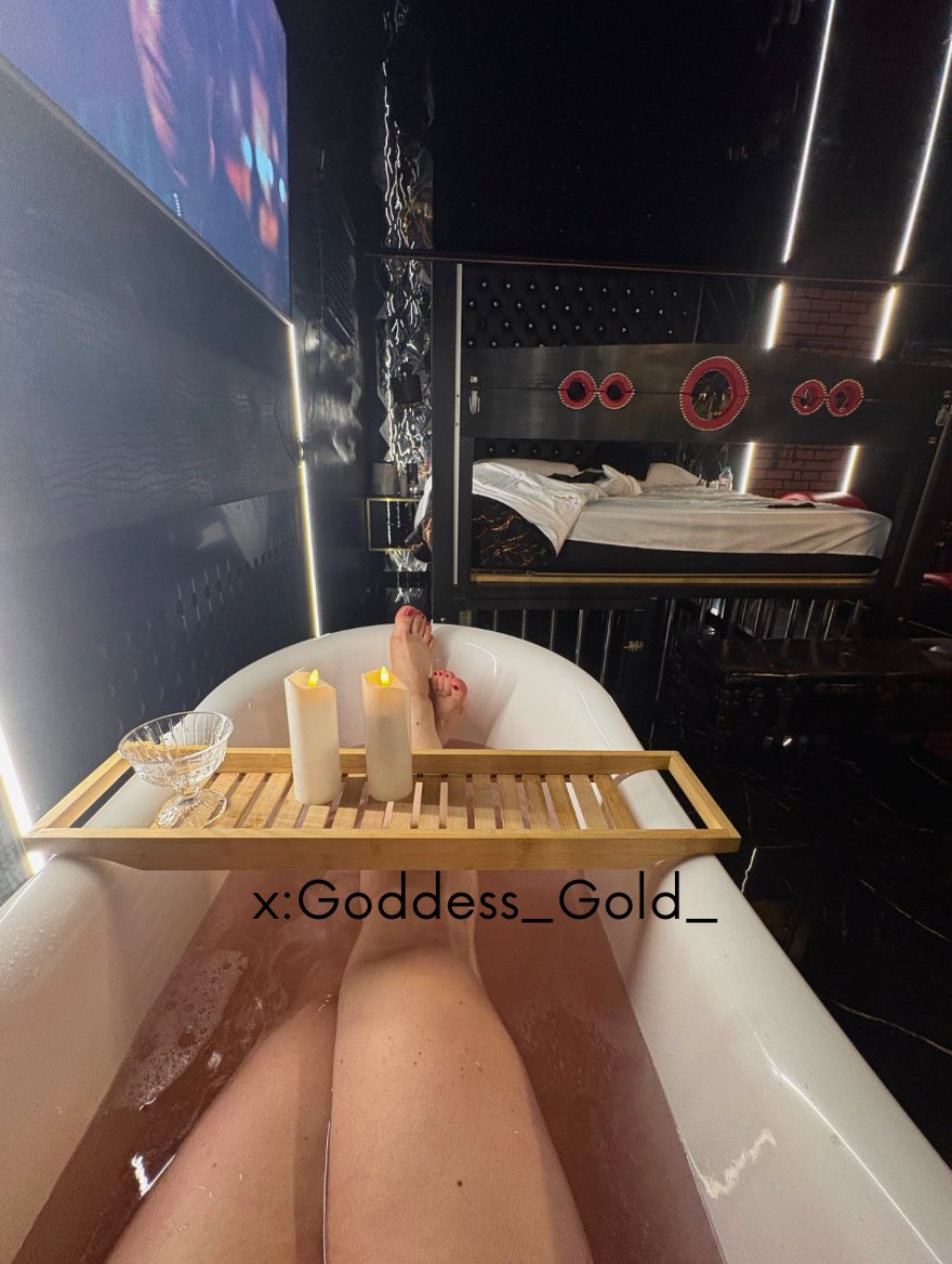 goddess_gold_'s tweet photo. RT GAME 🖤

3/3/3
Limit komentarzy: 4 
20:15-20:55✨ https://t.co/WwOV0GarXe