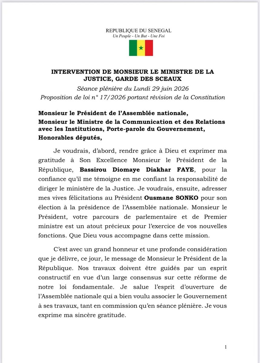 MasrterMinds's tweet photo. Intervention de Monsieur le ministre de la Justice, Garde des Sceaux, Me Moussa Sarr, lors de la séance plénière du lundi 29 juin 2026 consacrée à l’examen de la proposition de loi n° 17/2026 portant révision de la Constitution.

#assembleenationale https://t.co/SdE1NoRpcJ