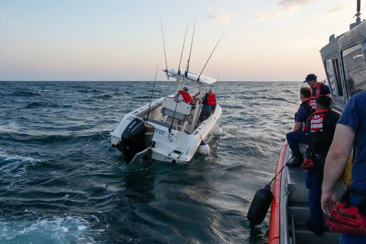 U.S. Coast Guard Southeast tweet media