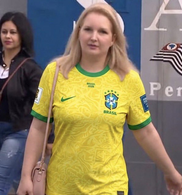 quelzinhacrf's tweet photo. o reforço chegou: https://t.co/Psb2sjEtkq