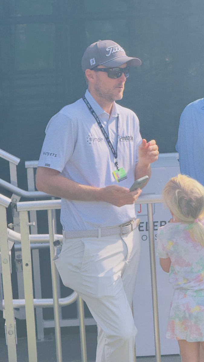 voteforjeb's tweet photo. First Assistant Russell Henley, PGA https://t.co/DqfkErCmW6