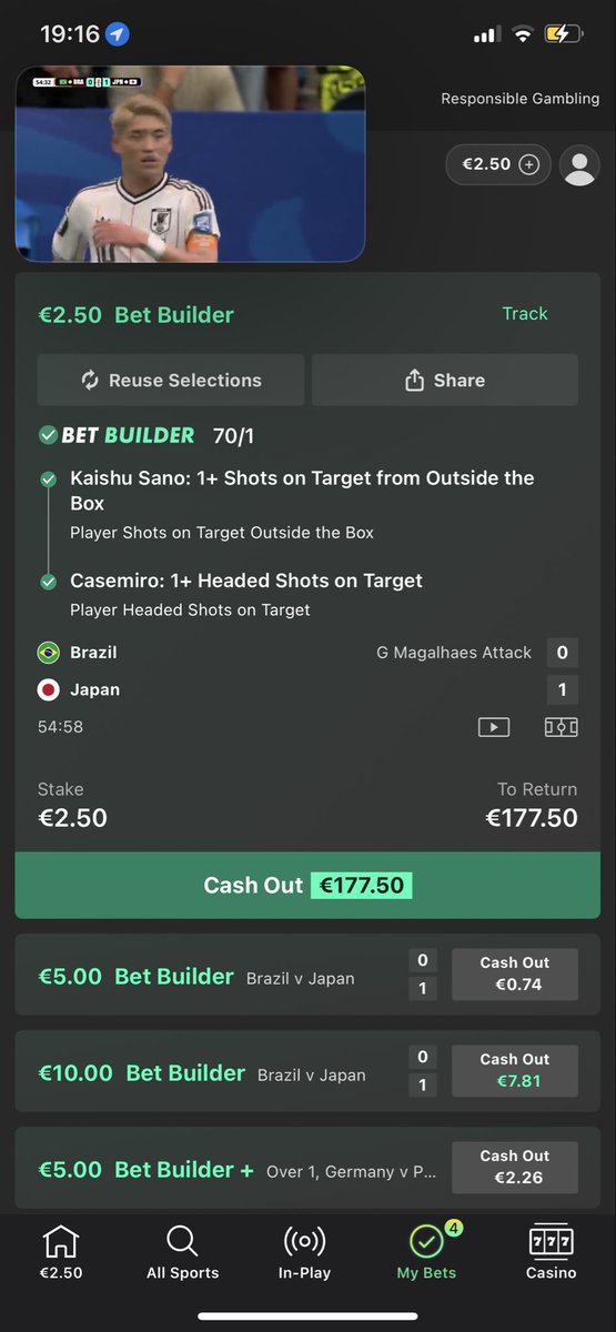 g2cm3k's tweet photo. @A6788C Raging didn’t do the other €2.50 left in the account aswell😂 https://t.co/M4u2P8llFe