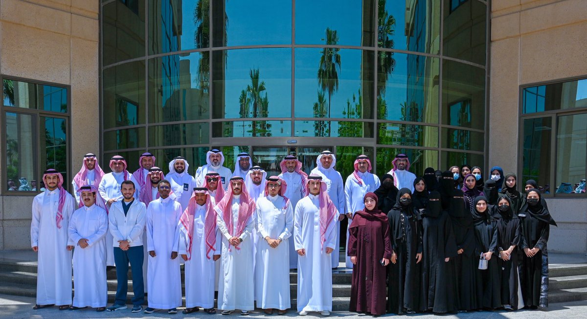 talyousef_sa's tweet photo. برؤيةٍ تستثمر في الإنسان، دشّن
سعادة رئيس #جامعة_الإمام_عبدالرحمن_بن_فيصل
أ.د.فهد بن أحمد الحربي النسخة الأول��
من برنامج التبادل الطلابي الدولي لصيف 2026، في خطوة تعكس توجه الجامعة نحو توسيع الشراكات الأكاديمية الدولية، وإتاحة فرص نوعية لطلبتها في الدراسة وال��دريب والبحث العلمي، بما يعزز جاهزيتهم للمنافسة عالميًا، ويواكب مستهدفات #رؤية_المملكة_2030.