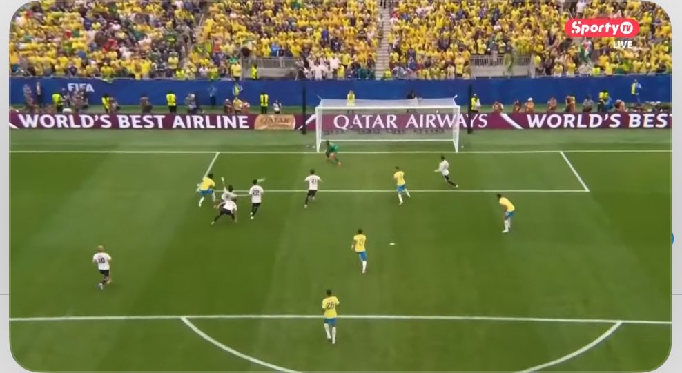 BubeCassy's tweet photo. Vini Jnr sending that Japan defense back home! He hits the crossbar! 
#brazil #japan #brajpn https://t.co/DhY9YZdPBg