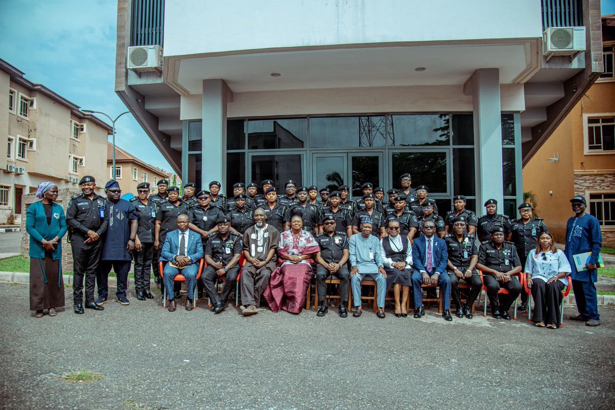 Nigeria Police Force tweet media
