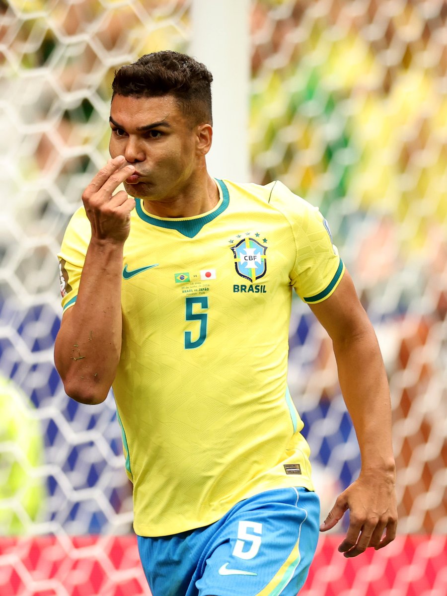 FIFAWorldCup's tweet photo. Casemiro says game on! 🇧🇷

#FIFAWorldCup https://t.co/16Cb8IOktd