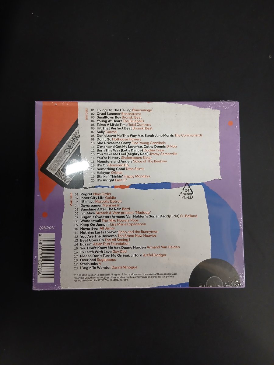 Keef_B_1's tweet photo. Probably the most played compilation in the store (at the moment) took us to shutters down tonight. Full Of Bangers.
#LondonRecords #Playlist #CD #music #musicmagic #musicislife #MusicMonday #mondayvibes #LateShift #bekind #keepgoing #keepthefaith #love 
@londonrecords 
🙏❤️✌️ https://t.co/31wb5YbCvt