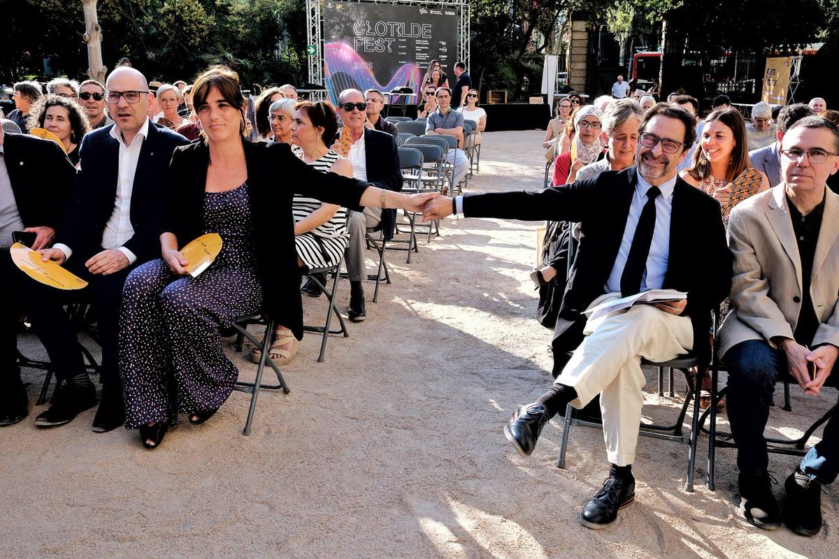 recercauniscat's tweet photo. 📍 Acte de reconeixement al Talent Serra Húnter 2026

🏆 La consellera Núria Montserrat clou la jornada i lliura els guardons a la docència, la recerca, la transferència del coneixement i la divulgació científica i també el reconeixement a la trajectòria d'excel·lència https://t.co/MJvspe1vdR