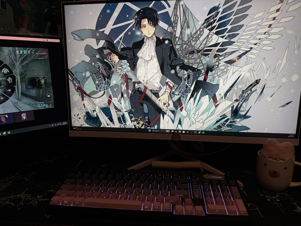 dovemural's tweet photo. pink levi pc setup #AmIGay? https://t.co/n2yz63x9U3