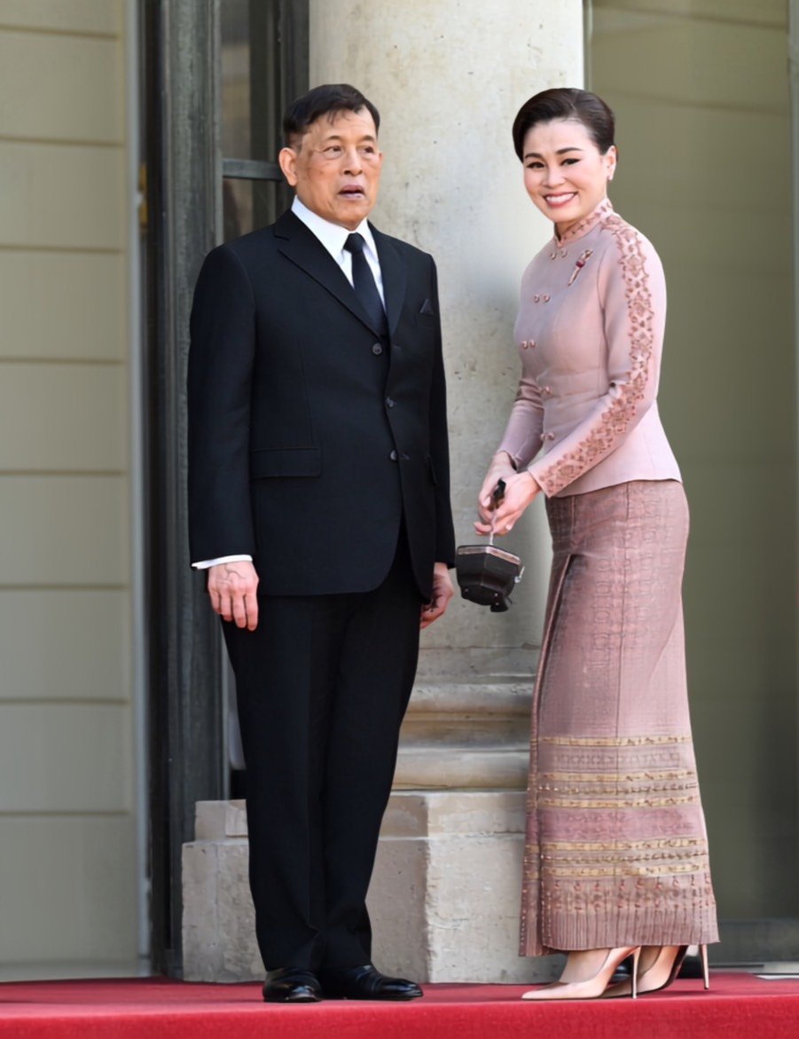 PingAng7822's tweet photo. Thailand’s king and queen make state visit to France  
#พระราชินีสุทิดา #苏提达王后 #QueenSuthida https://t.co/sKfeN4VvvP