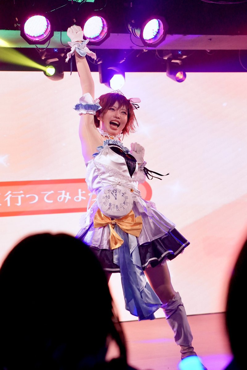 mitsu_etc's tweet photo. それでは！元気よく行ってみよう〜🌻
  #ステラシンデレラ

📸 @tommy_hea ありがとうございます✨ https://t.co/HfJp60TICR