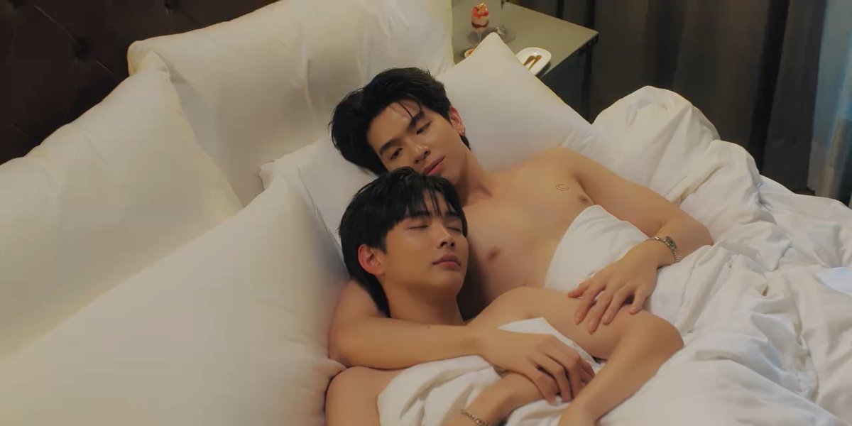 BLOFFICIAL5's tweet photo. 🎬 Title: Fourever You Project SS2 : Lately, It's Winter Season | Final Ep.24
🌟 English subtitles included.
👀 Be the first to watch the latest scenes.
👉 Hurry up and check our BIO LINK!
#FoureverYou2 #LatelyItsWinterSeason #ไทเกอร์เดือนหนาว #FoureverYouPart2 https://t.co/yUJHpHhu2d