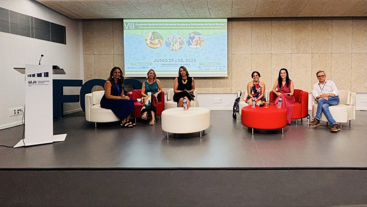 ACEESE_ISNA's tweet photo. 🧩 Mesa 5 | Retos en el desarrollo infantil y la salud escolar.

Neurodesarrollo, enfermedad de Batten, exclusión social, sueño y la risa como herramienta de salud han protagonizado una mesa moderada por Verónica Marín Fernández.

Cinco miradas para cuidar mejor de la infancia. https://t.co/QY4eg9Afnu