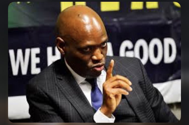 azania1023's tweet photo. We can no longer be manipulated by those who says they accommodated our leaders during Apartheid.

Our people were not selling drugs, they were not hijacking buildings. They were not selling expired food

They respected the laws of the countries that accommodated them.

Abahambe https://t.co/VHz9mYu2M4