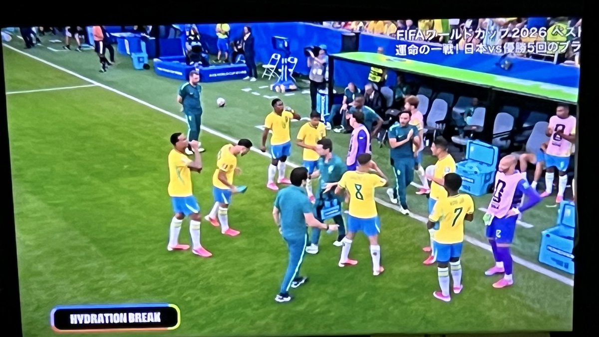 ZooTurkey's tweet photo. 🇧🇷に勝つだけでなく #workdcup 制覇や❗️

hydration break
#japan 1-1 #brazil 67’
#佐野海舟
まだまだ❗️

#サッカー日本代表 🇧🇷奪われて奪い返す

#Casimiro が1番奪いやすい❗️

#堂安律 の守備がいい
#伊東純也 と
#前田大然 のスピードに対応できず

#上田絢世 ゴールを見たい❗️👍🏼

もう１点☺️👍🏼 https://t.co/uGA0LFL1sh