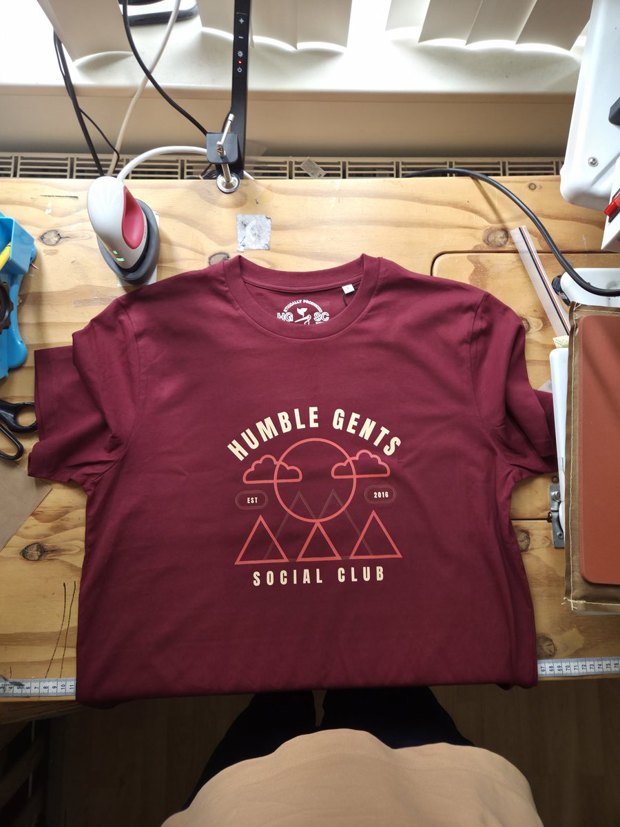 humblegentsnl's tweet photo. Had a crap month so any support would be hugely appreciated at the moment you can get a free tee if you buy a tee polo sweat or jacket 
Also buy a pair of cargo shorts get a polo 50% off https://t.co/3CVcP4jL4Y