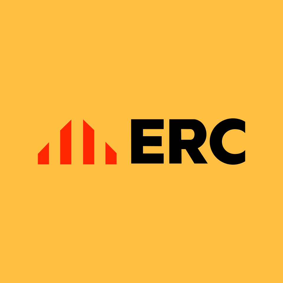 adriapadu's tweet photo. 📊 El retorn d'un nom amb molta història.

L'aparició d'Esquerra Democràtica dins d'ERC té una forta càrrega simbòlica. No és un nom nou: entre 1975 i 1978 ja va existir Esquerra Democràtica de Catalunya (EDC), un partit de centre liberal, catalanista i federalista liderat per Joan Baptista Cendrós.

Aquell projecte va acabar dividint-se en dues direccions. Una part dels seus dirigents, com Ramon Trias Fargas i Macià Alavedra, es van integrar a Convergència Democràtica de Catalunya de Jordi Pujol. Una altra, encapçalada per Josep Pi-Sunyer, acabaria acostant-se a ERC.

Quasi cinquanta anys després, la història presenta una curiosa inversió. El nou corrent Esquerra Democràtica neix ara dins d'ERC, però impulsat principalment per figures procedents de l'espai convergent, com Carles Campuzano o Francesc-Marc Álvaro, després d'anys a CDC i al PDeCAT.

És un moviment que reflecteix fins a quin punt ha canviat el mapa polític català. Durant dècades, ERC i Convergència competien per l'hegemonia del catalanisme. Avui, una part de l'antiga tradició convergent considera que el seu espai polític pot tenir més recorregut dins d'ERC que no pas a Junts.

La història no es repeteix, però sovint rima. Un nom que fa gairebé cinquanta anys va servir de pont cap a Convergència reapareix avui com a porta d'entrada d'antics convergents cap a ERC.