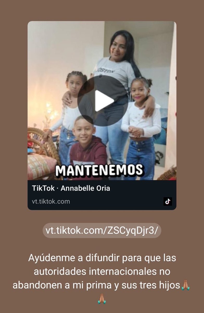 iamnotkimm's tweet photo. ‼️‼️‼️URGENTE HOYYY 29 DE JUNIO‼️‼️

Ella es Caroley Rada. Es la prima de un pana. Se encuentra atrapada con sus 3 hijos en el Edificio Aguamarina, Macuto - La Guaira. 

Se encuentran vivos y están atrapados en el PISO 1. 

Sus hijos se llaman: Ashley, Angel y Jonas Rada. 

Por favor, difundir!