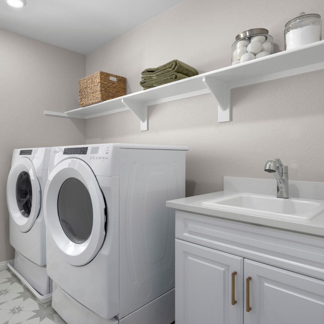 kbhome's tweet photo. When you build with KB, you can personalize your home with smart technology that fits your lifestyle. #Whirlpool® smart dryers with AccuDry™ sensor technology help prevent overdrying by automatically stopping the cycle when clothes are dry. 

Learn more: https://t.co/vYDZqMUrAS https://t.co/1Xx30XMPnp
