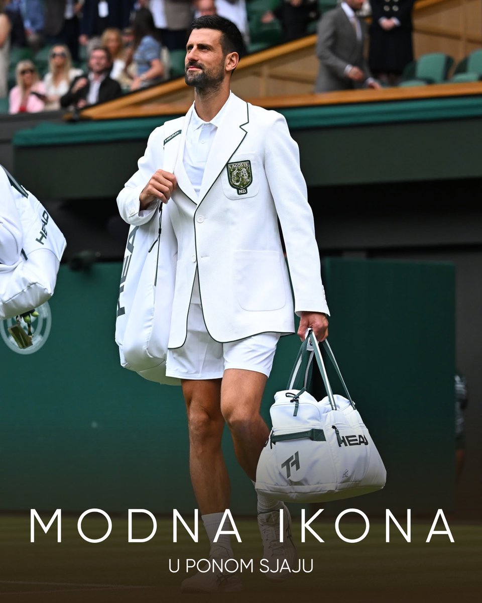 SportalSrbija's tweet photo. Novak šmekerski krenuo po 25. grend slem titulu! 🤵‍♂️

Na startu Vimbldona, Novak je reket ukrstio sa Jibingom Vuom, a na travnjak Centralnog terena je izašao ni manje ni više nego u sakou i šortsu. 😎

📸 @
#djokovic #vimbldon #novakdjokovic https://t.co/TKlDfKdhl0