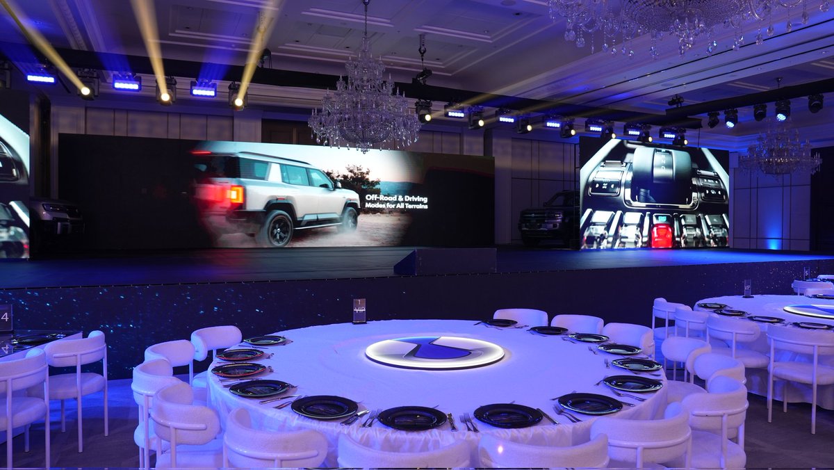 AlOulaEventsJo's tweet photo. The launch of the new BYD DENZA, delivered with attention to every detail.
إطلاق سيارة BYD DENZA الجديدة، بتنفيذ متكامل واهتمام بكل تفصيل.
#AlOulaEvents #BYD #DENZA #BYDJordan #EventProduction https://t.co/Fhyhj7rYN2
