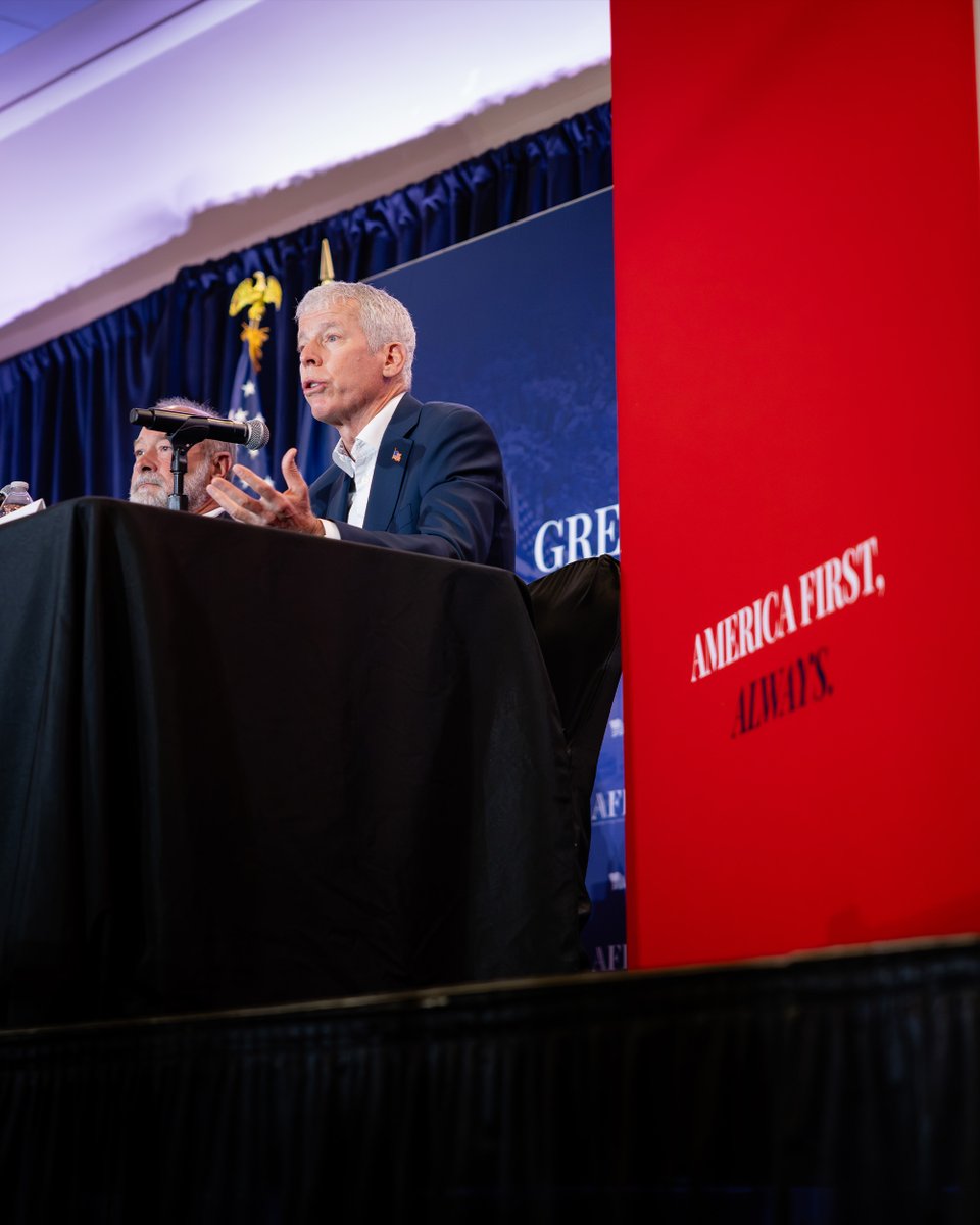 A1Policy's tweet photo. THANK YOU THORNTON, COLORADO!

Countless patriots turned out for our latest stop on the Great American Comeback Tour to discuss energy, jobs, and America's future. https://t.co/ws1sAvwKP1